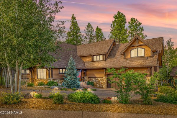 Multi-level luxury home for sale at 3361 S Tourmaline Dr in the gated Pine Canyon golf community, Flagstaff, AZ