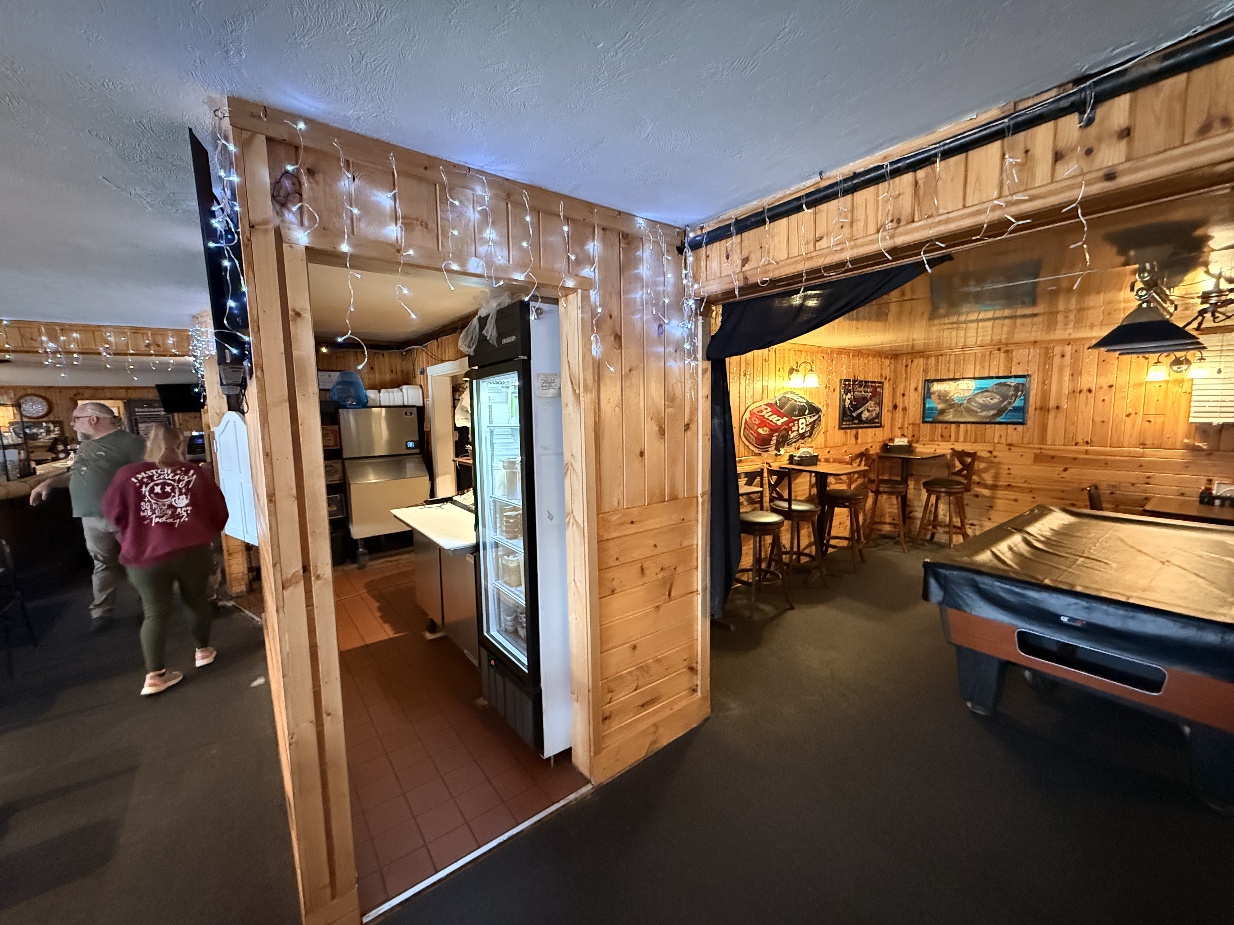 Newly built waitress station