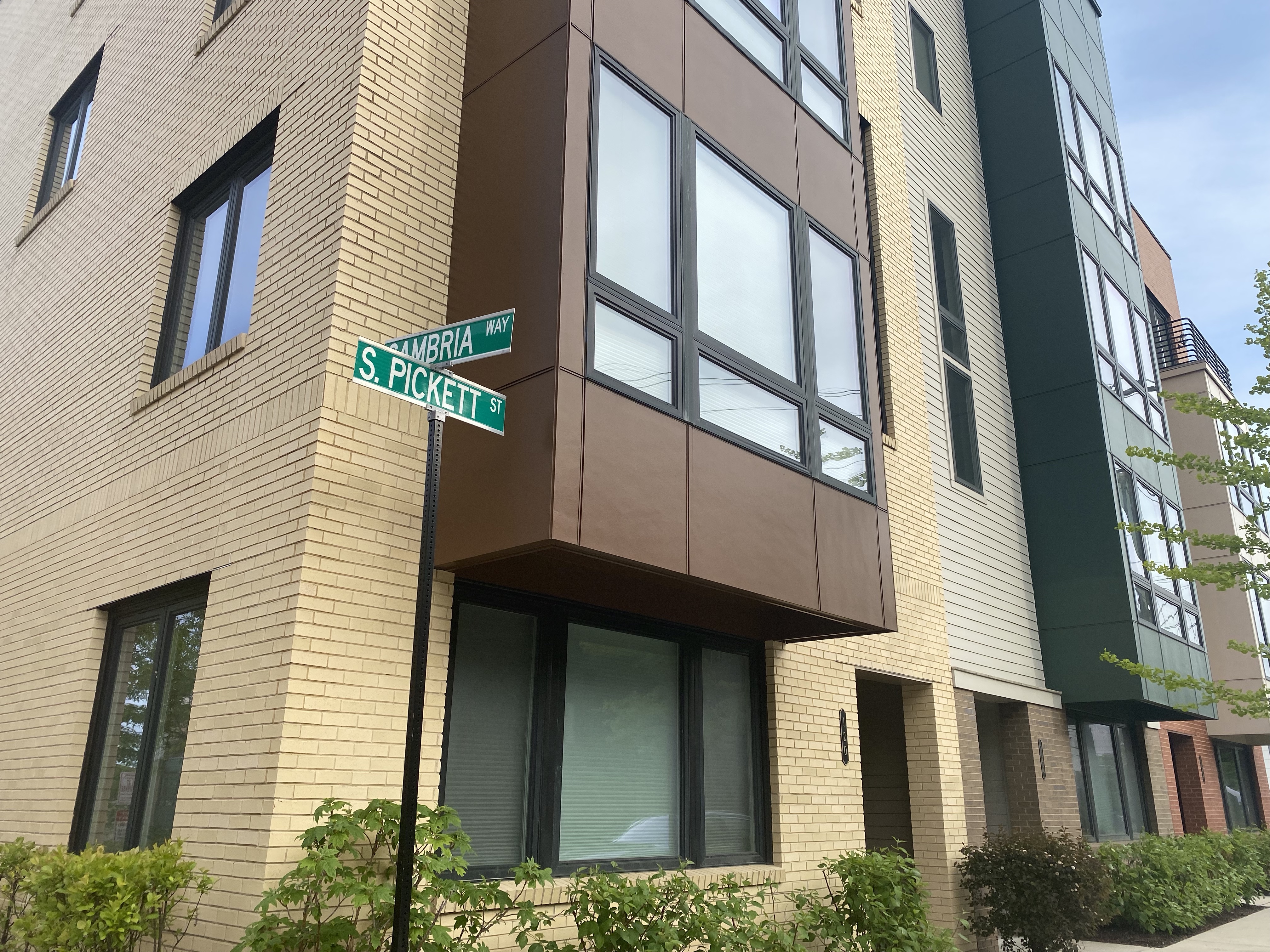 Cambria Square Condos for Sale