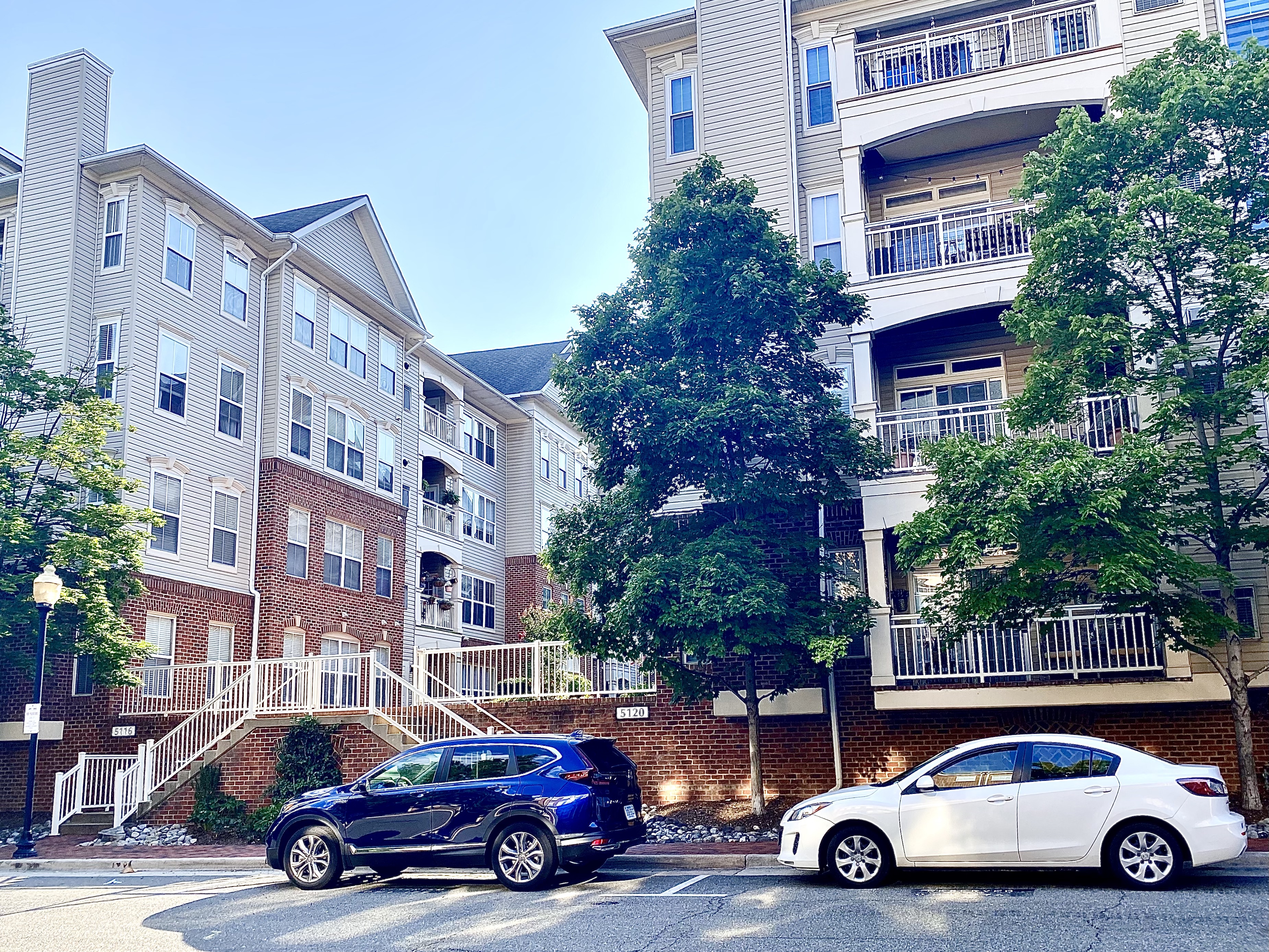 Carlton Place Condos for Sale