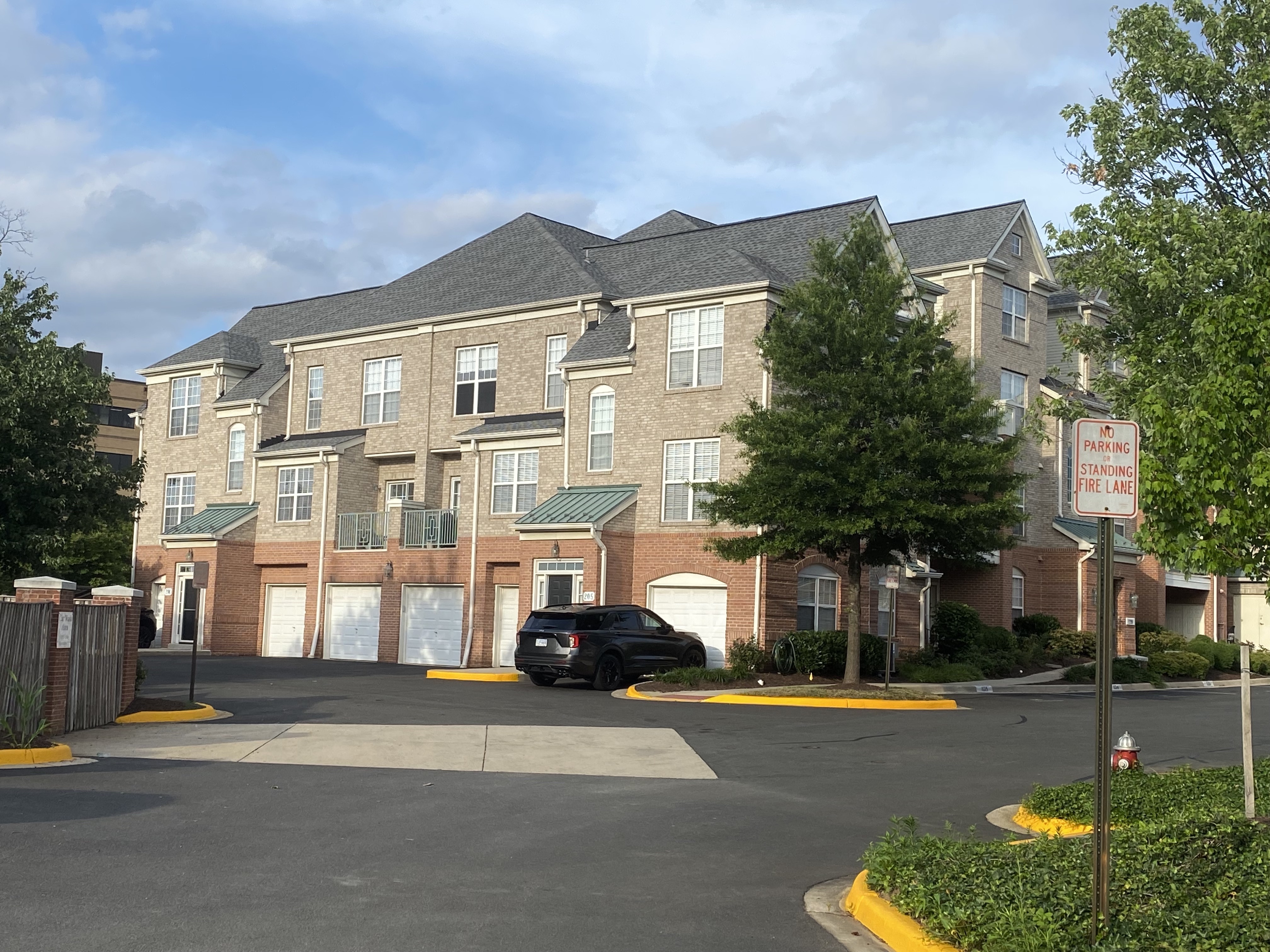 Edgewater at Town Center Condos for Sale