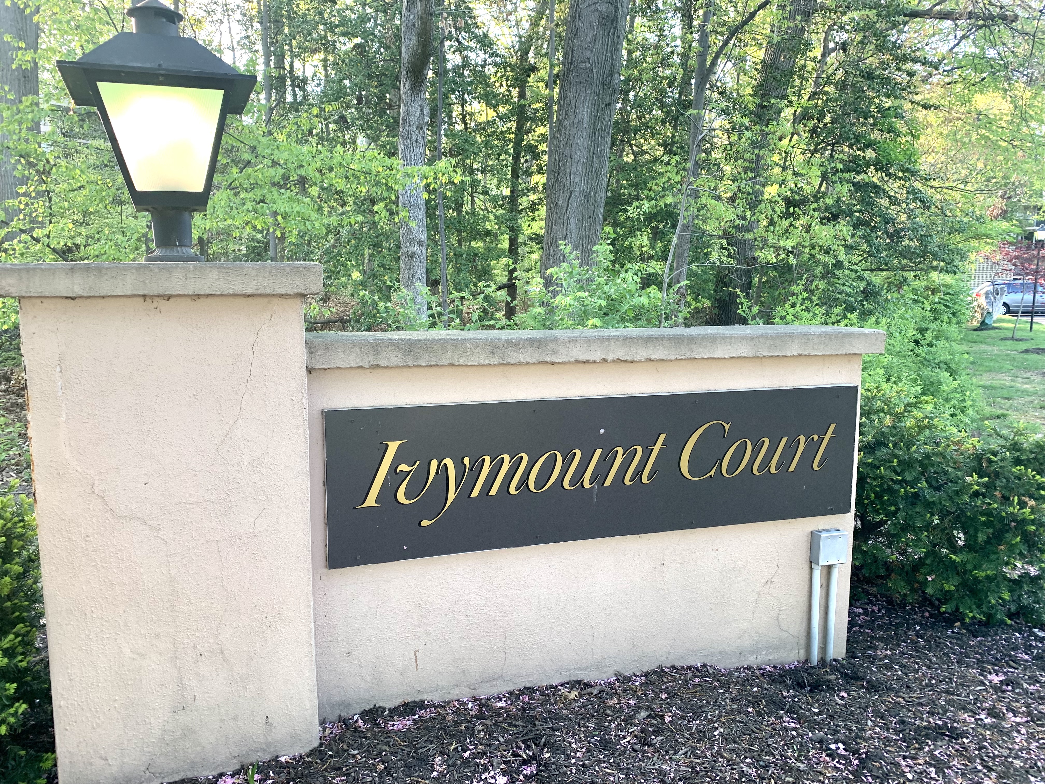 Ivymount Court Condos for Sale