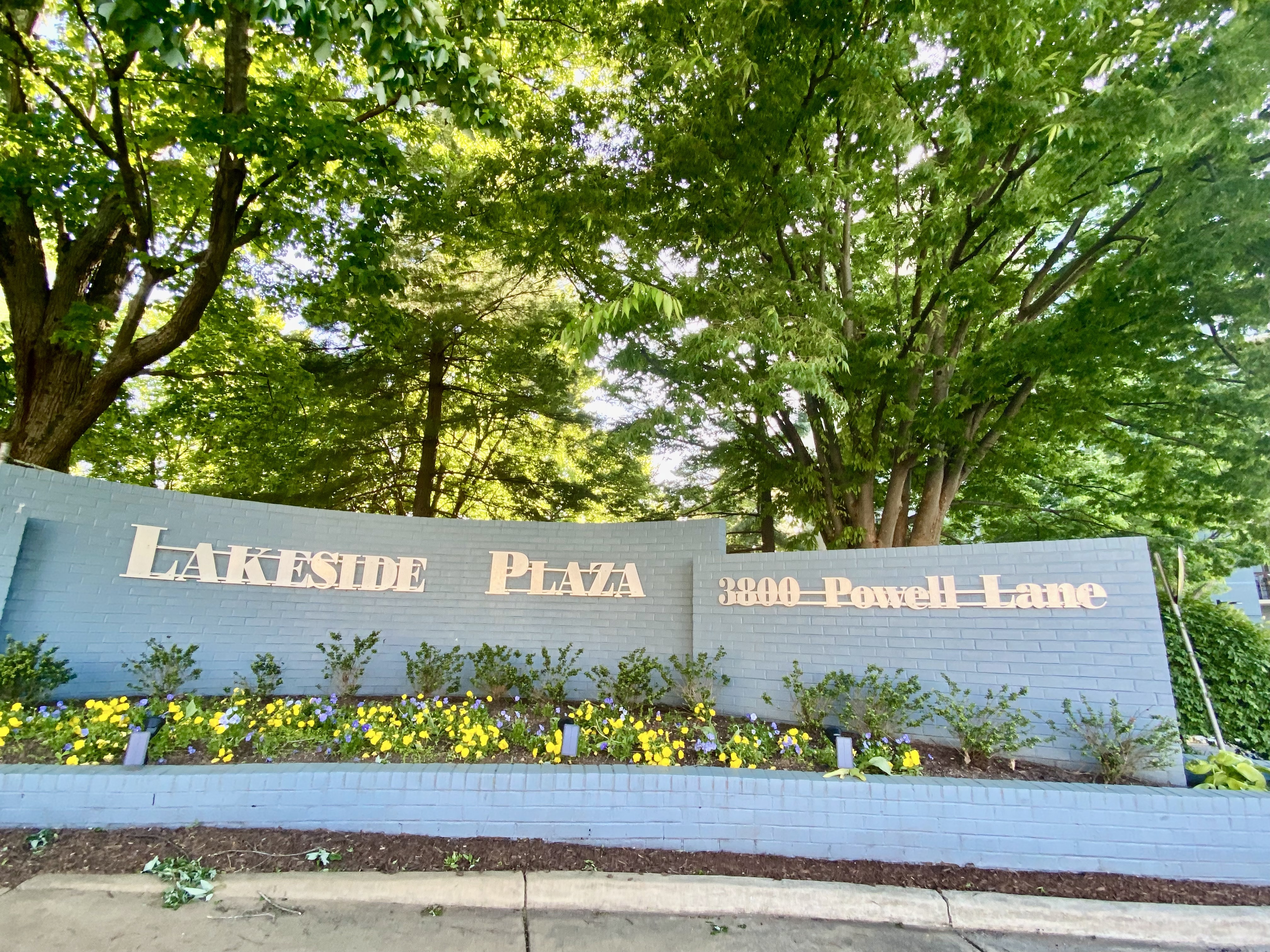 Lakeside Plaza Condos for Sale