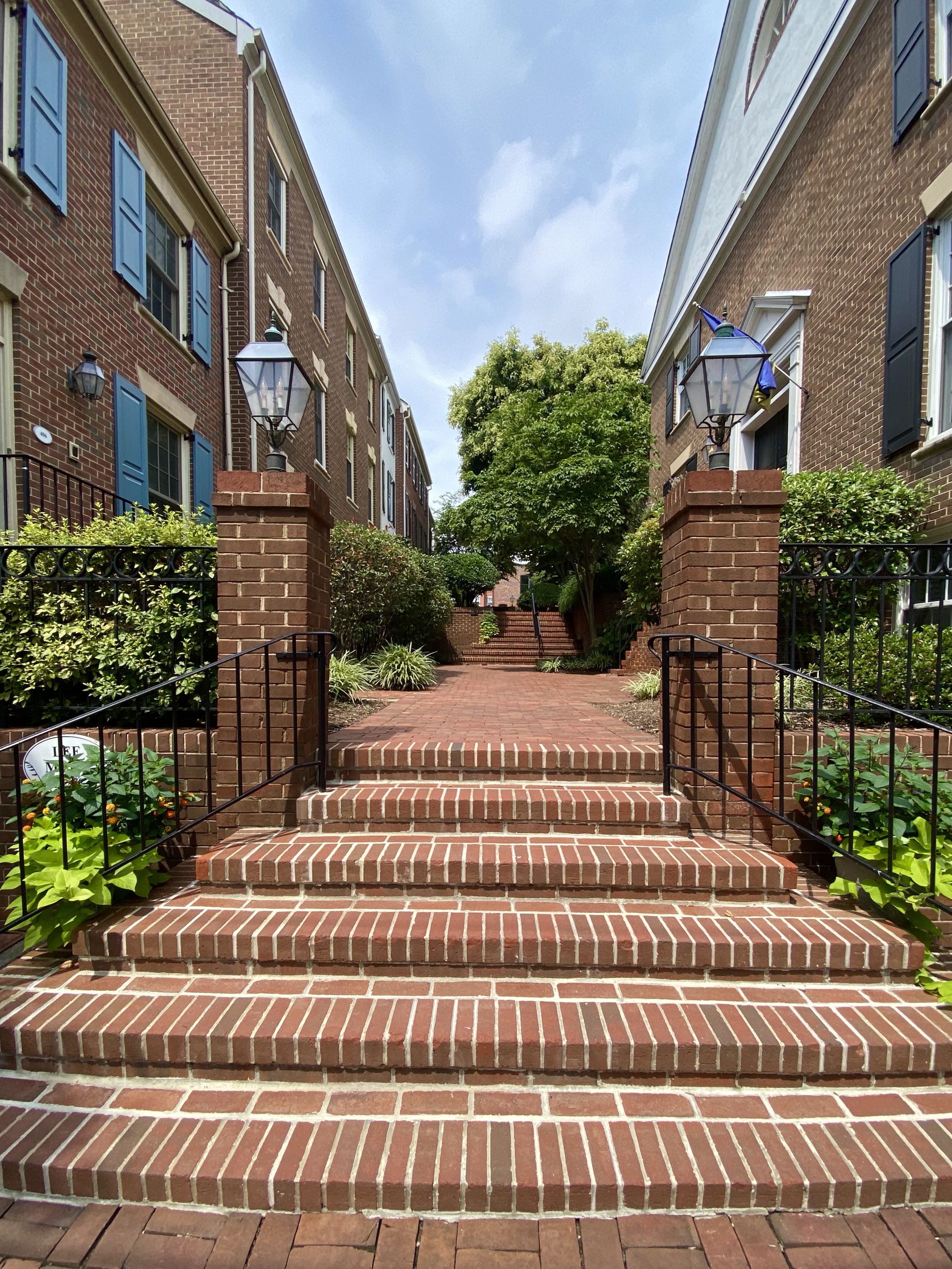 Lee Mews Condos for Sale