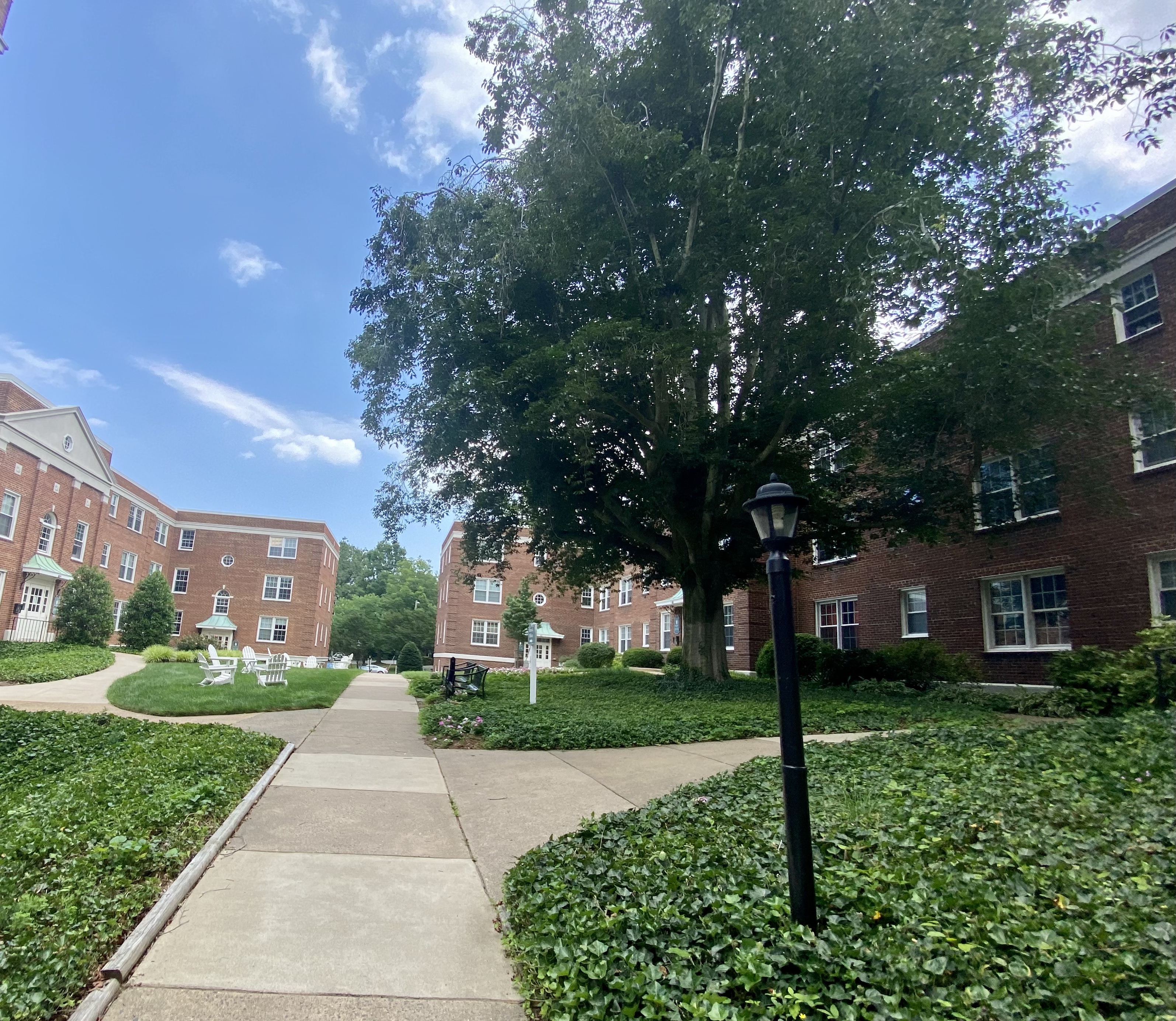 Lyon Village Condos for Sale
