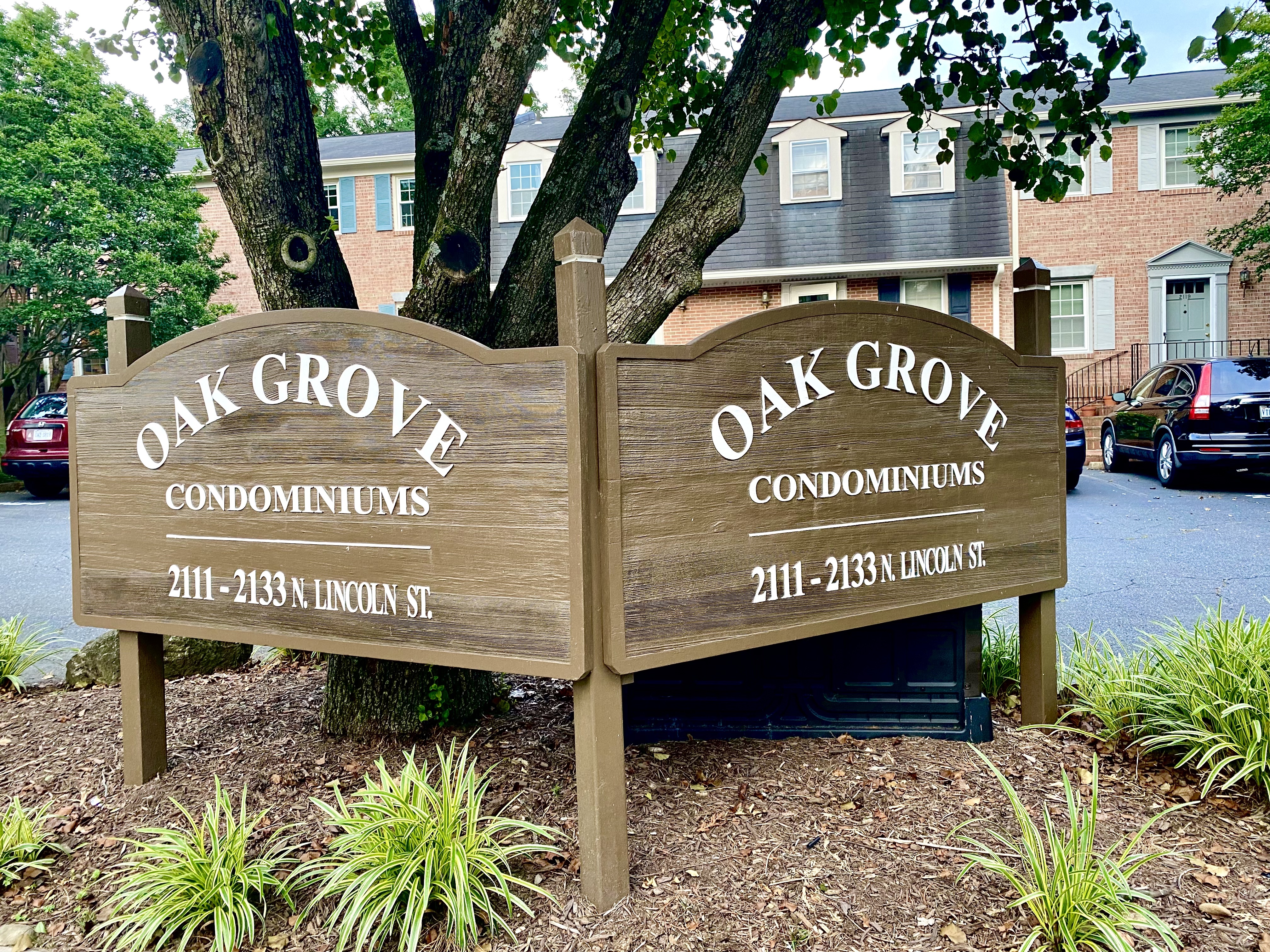 Oak Grove Condos for Sale