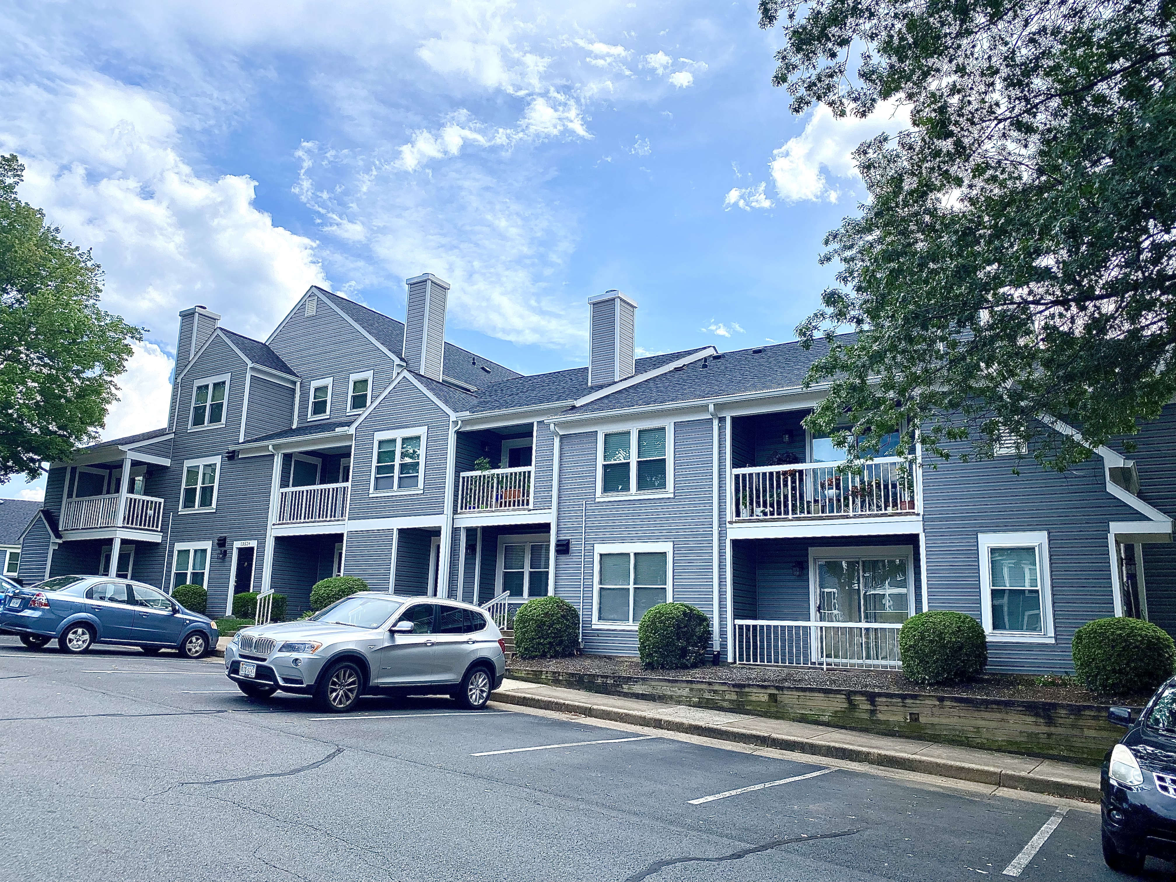 Ponds at Centreville Condos for Sale