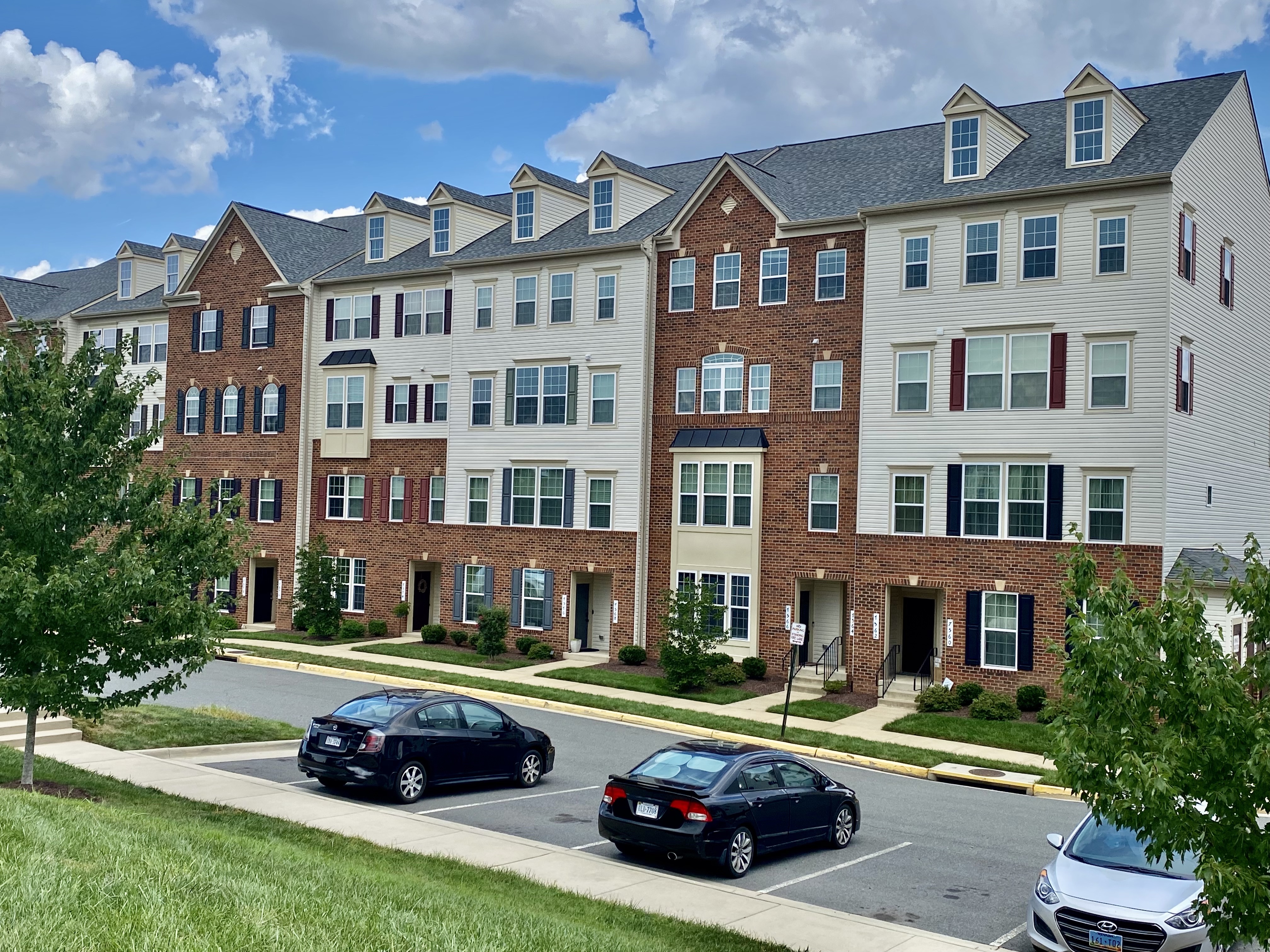 Somerset Condos for Sale