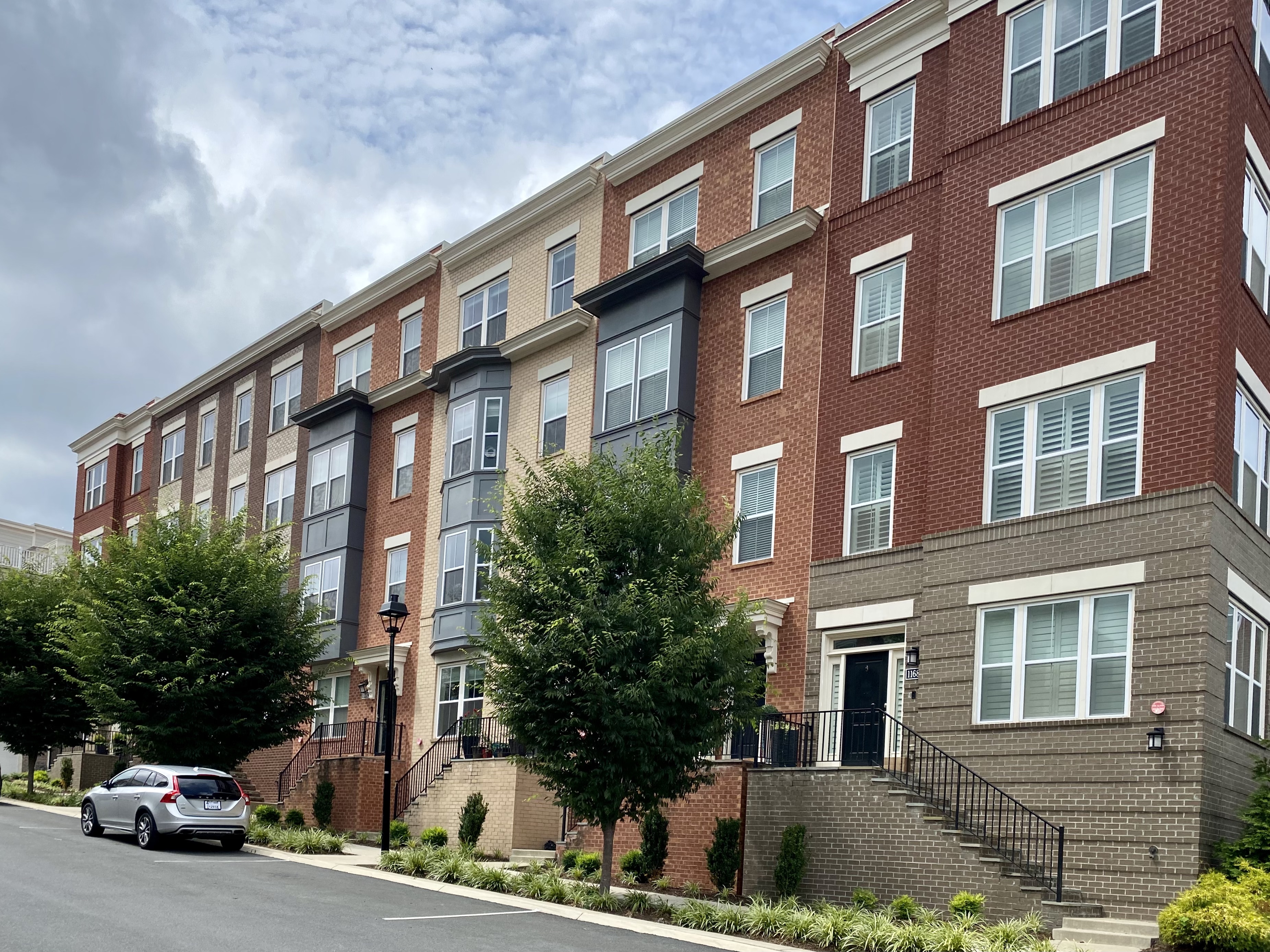 Sunrise Square Condos for Sale