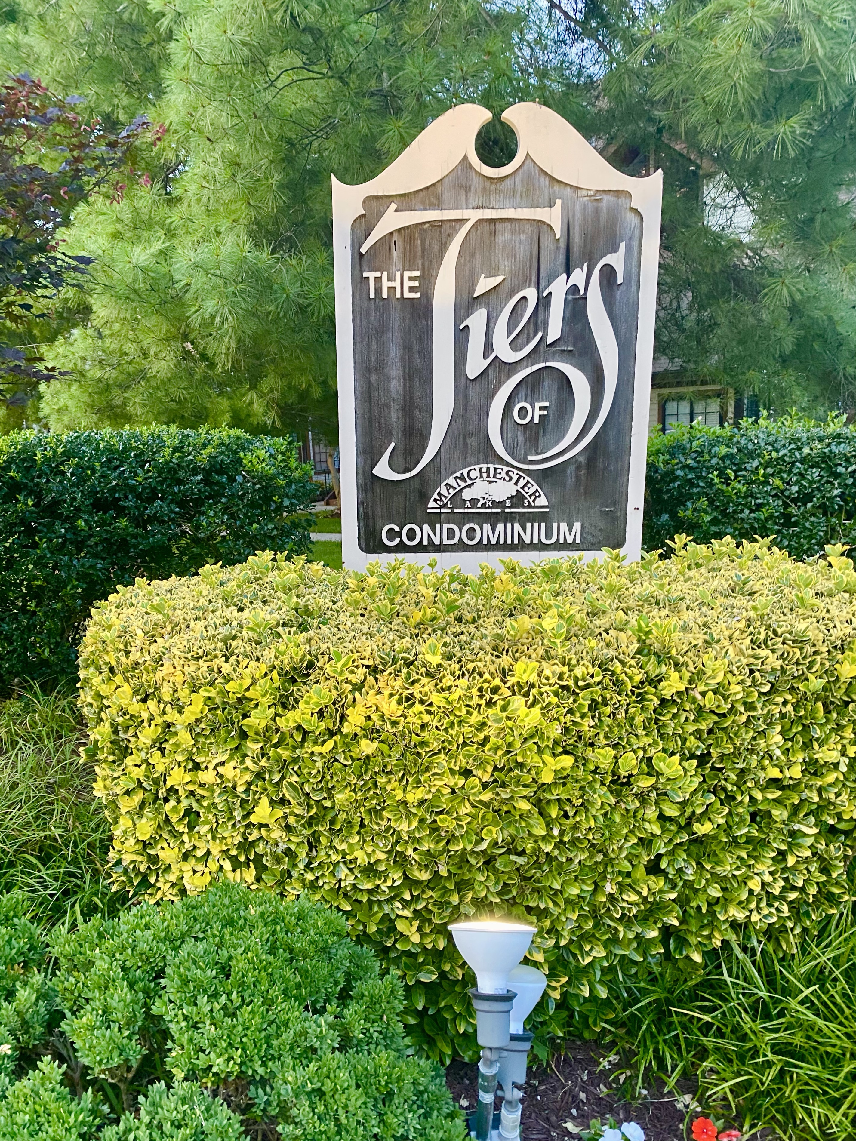 The Tiers at Manchester Lake Condos for Sale