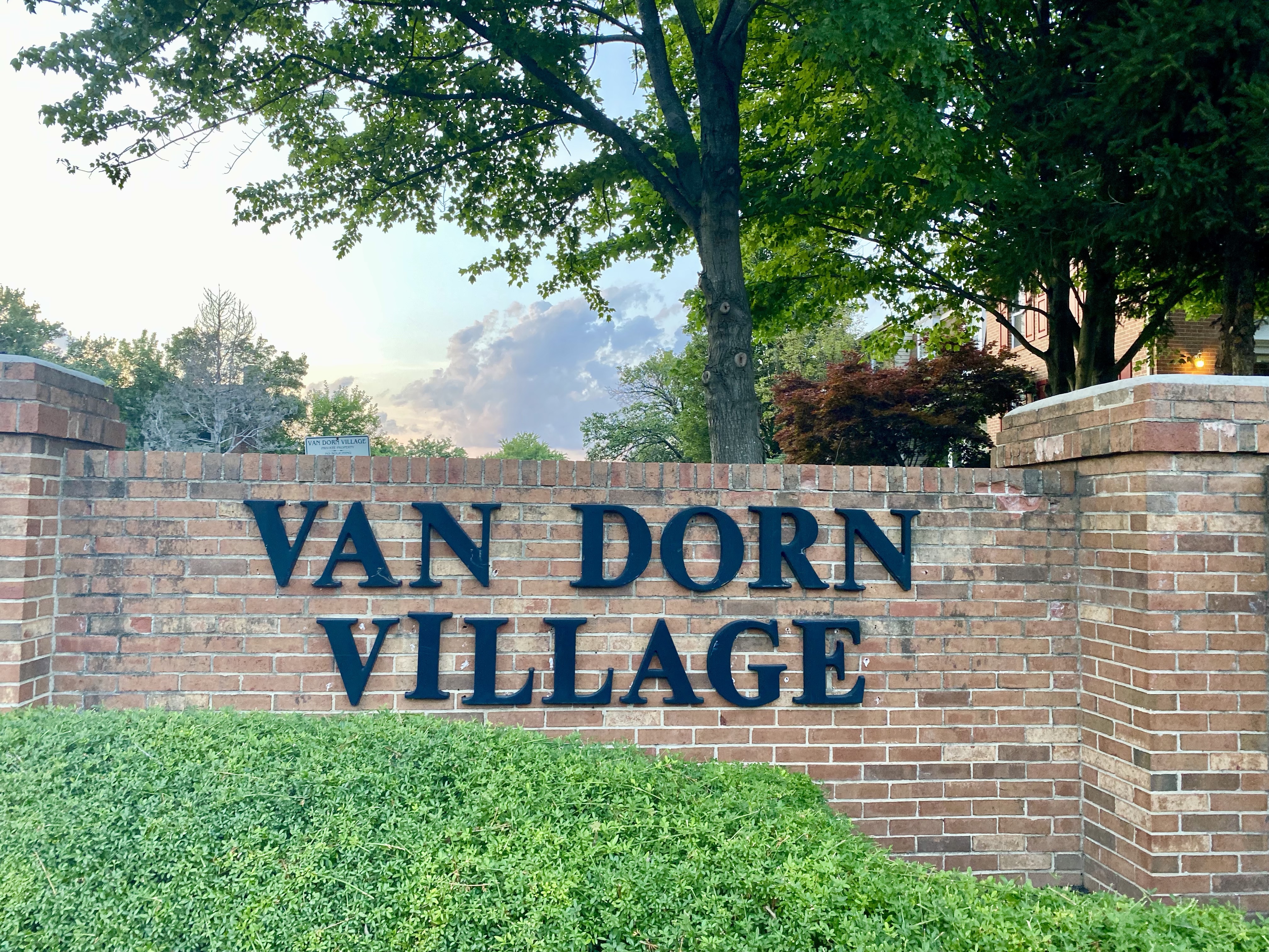 Van Dorn Village Condos for Sale