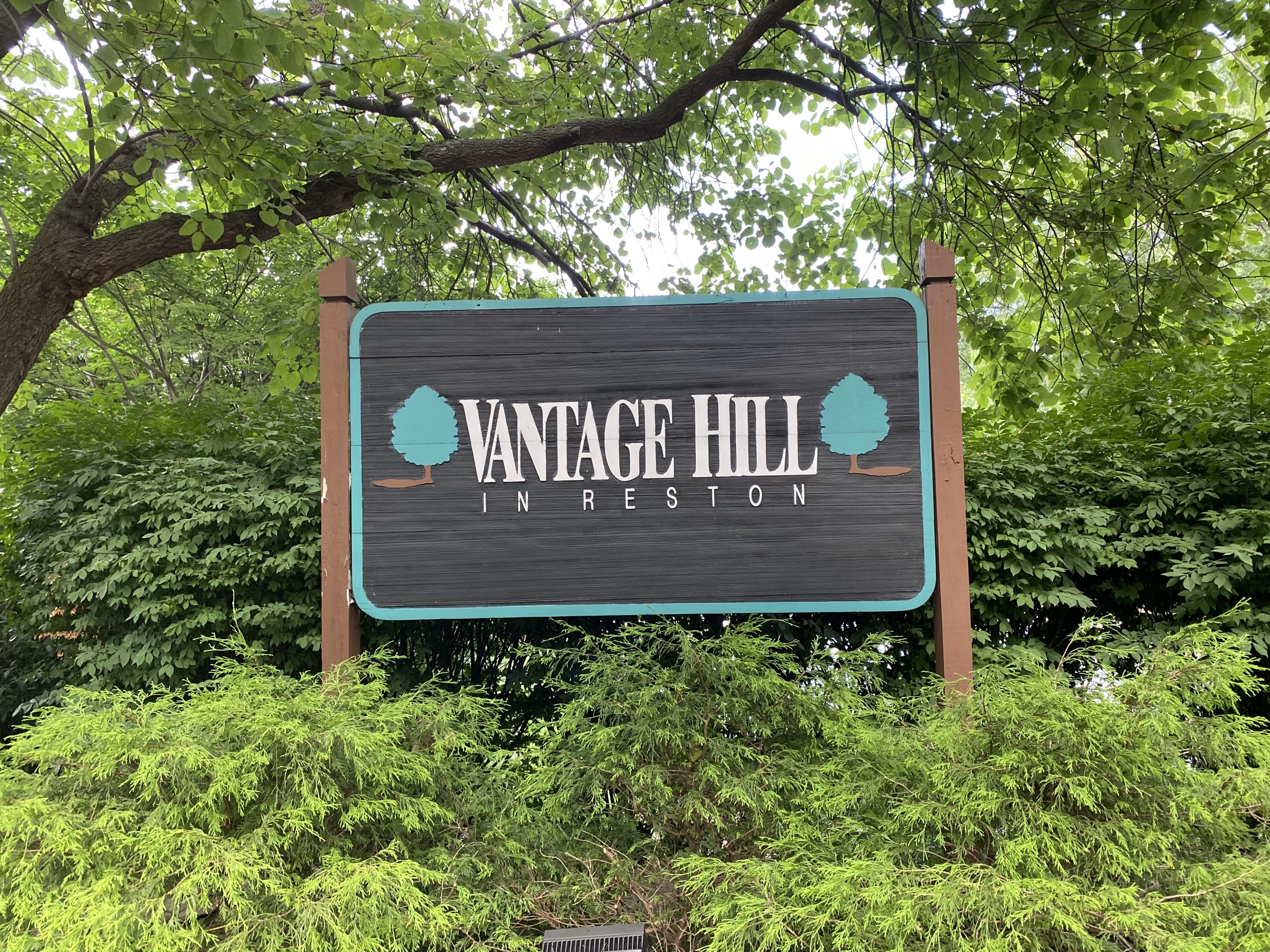 Vantage Hill Condos for Sale