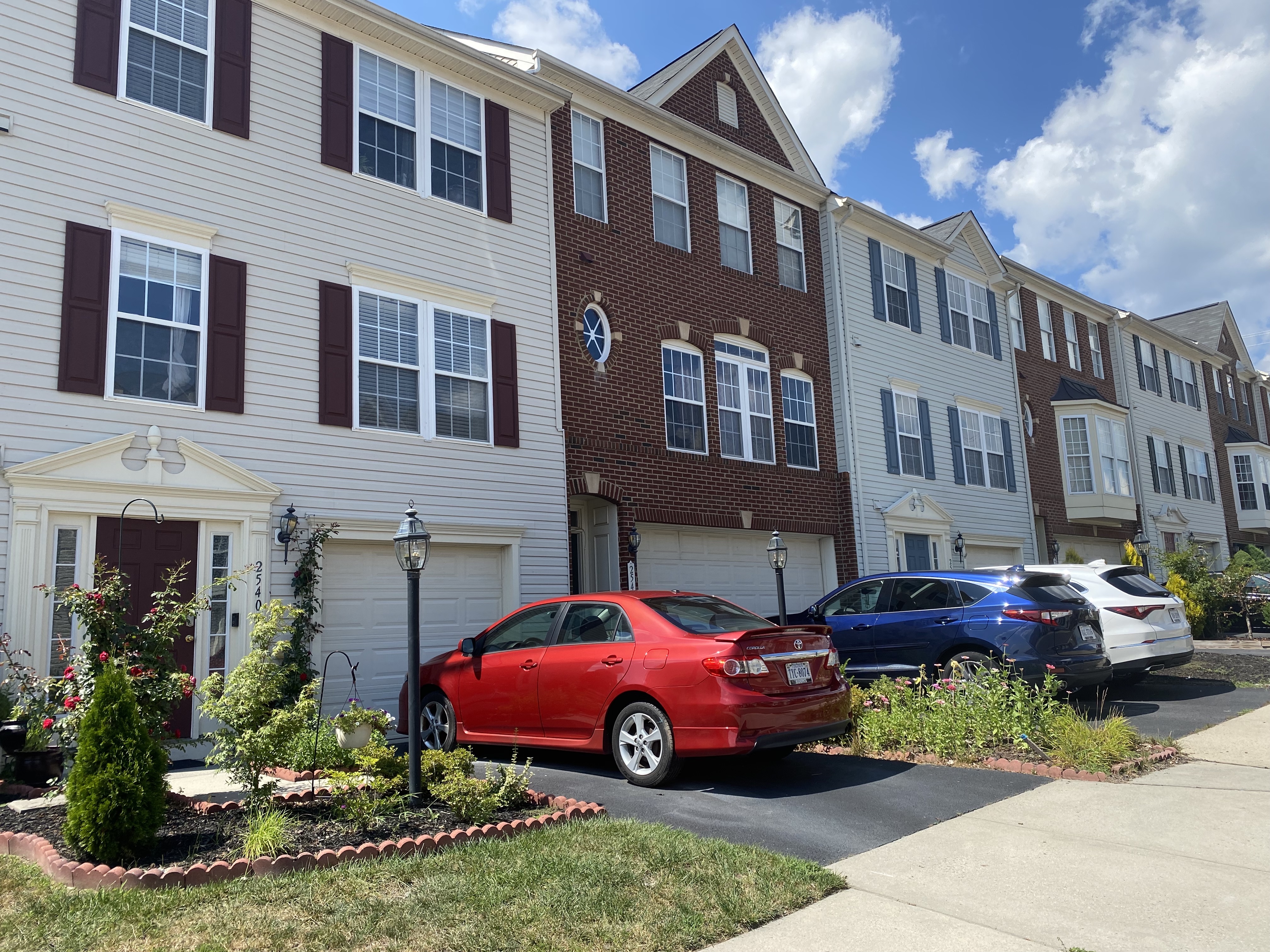Virginia Manor Condos for Sale