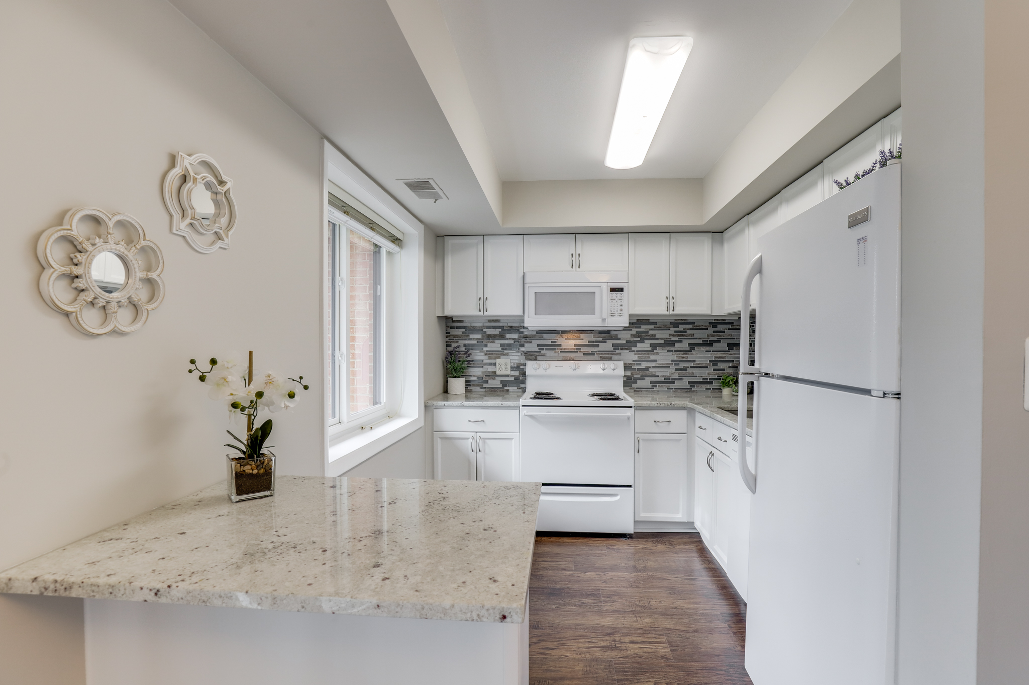 3230 S 28th St #201, Alexandria, VA 22302