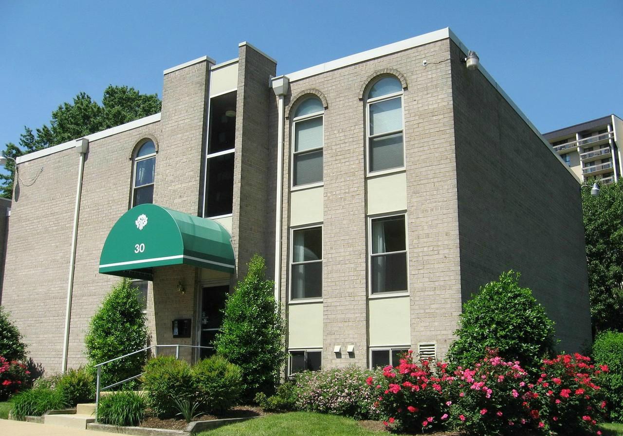 Canterbury Square Alexandria VA Condos for Sale