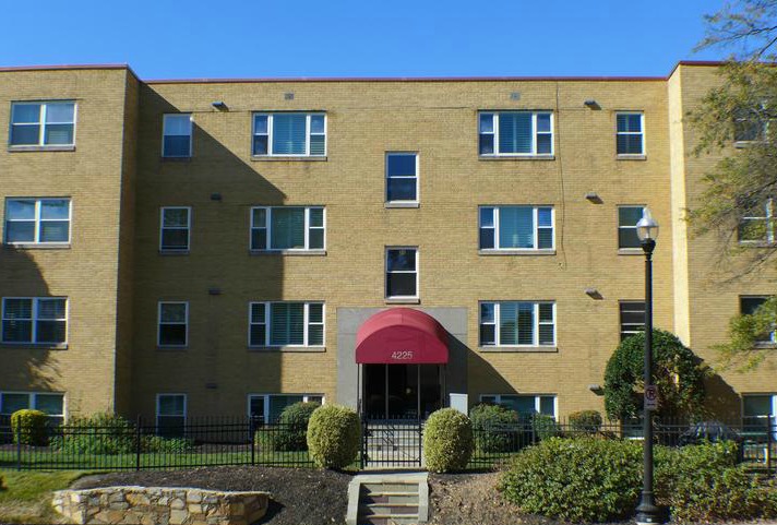 Jackson Manor condos for sale in arlington virginia
