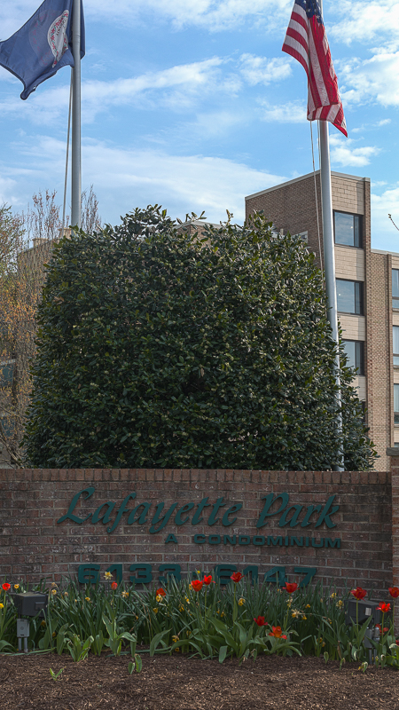 Lafayette Park Falls Church condos for sale