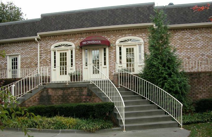 Chateaux condominiums for sale in Falls Church VA