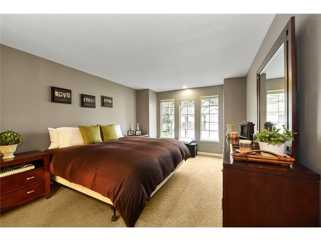 Kirkland Condo Bedroom
