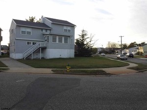 200 Bartram Lane