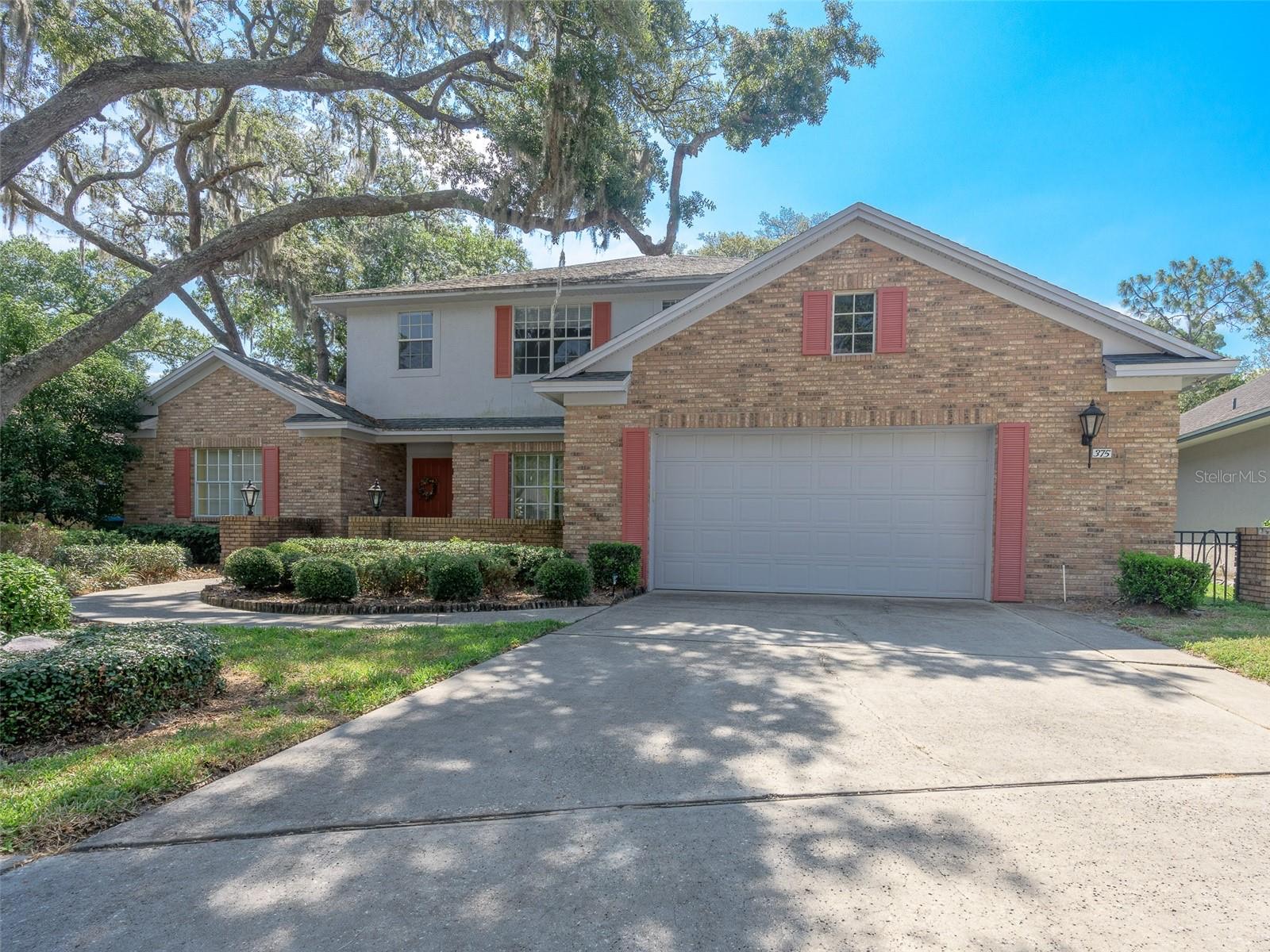 375 Deer Pointe Cir - main image
