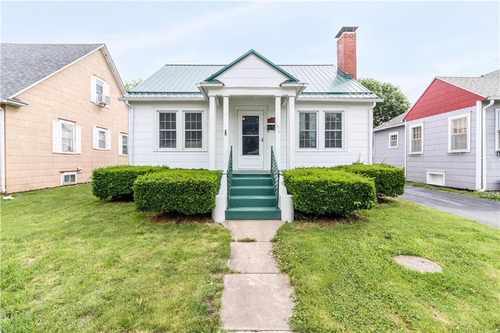 106 Colt St, Windsor, MO