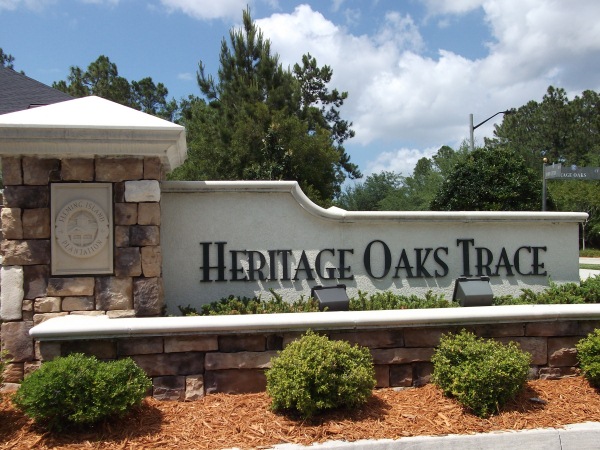 Entrance-at-Heritage-Oaks-Trace-Fleming-Island.jpg Entrance-at-Heritage-Oaks-Trace-Fleming-Island.