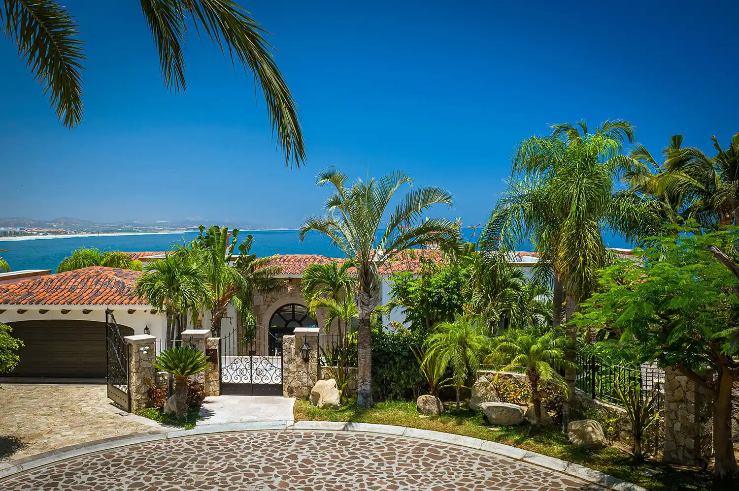 Own Homes in Cabo San Lucas
