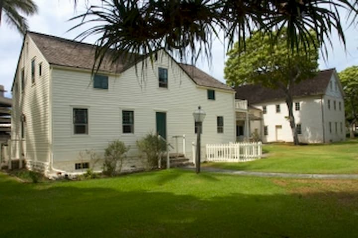 Hawaiian Mission Houses