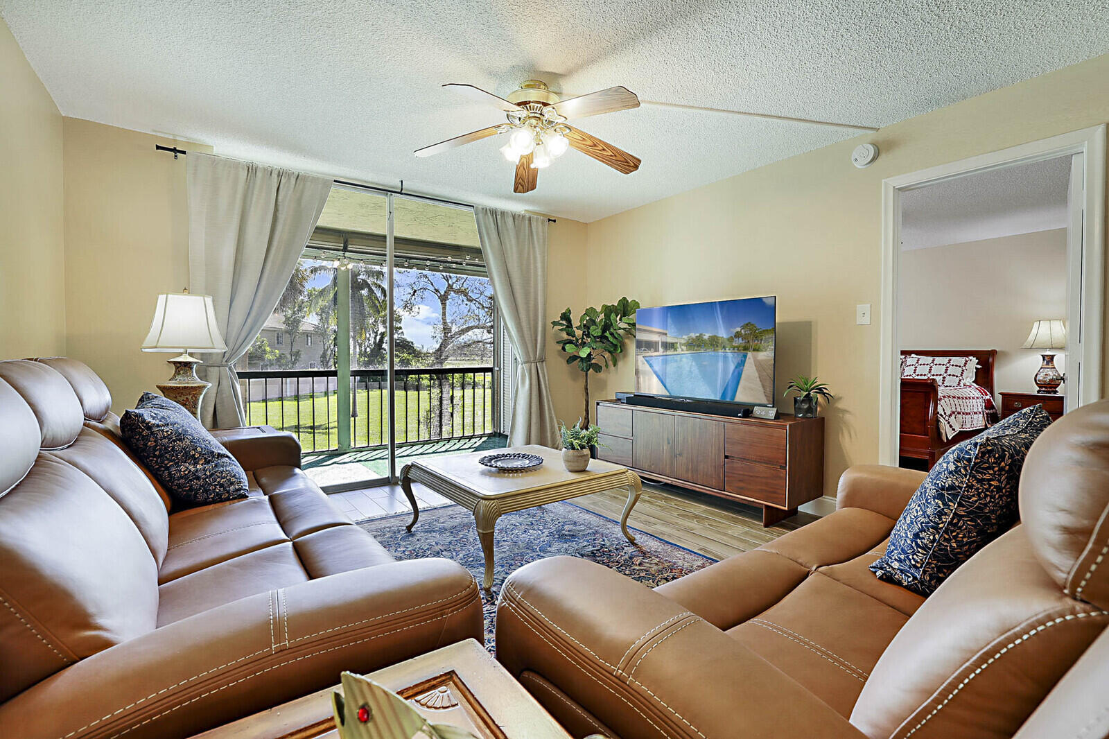 2541 Aragon Boulevard #202, Sunrise FL - view 2
