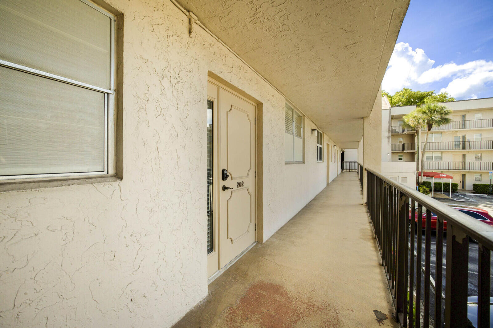 2541 Aragon Boulevard #202, Sunrise FL - view 10