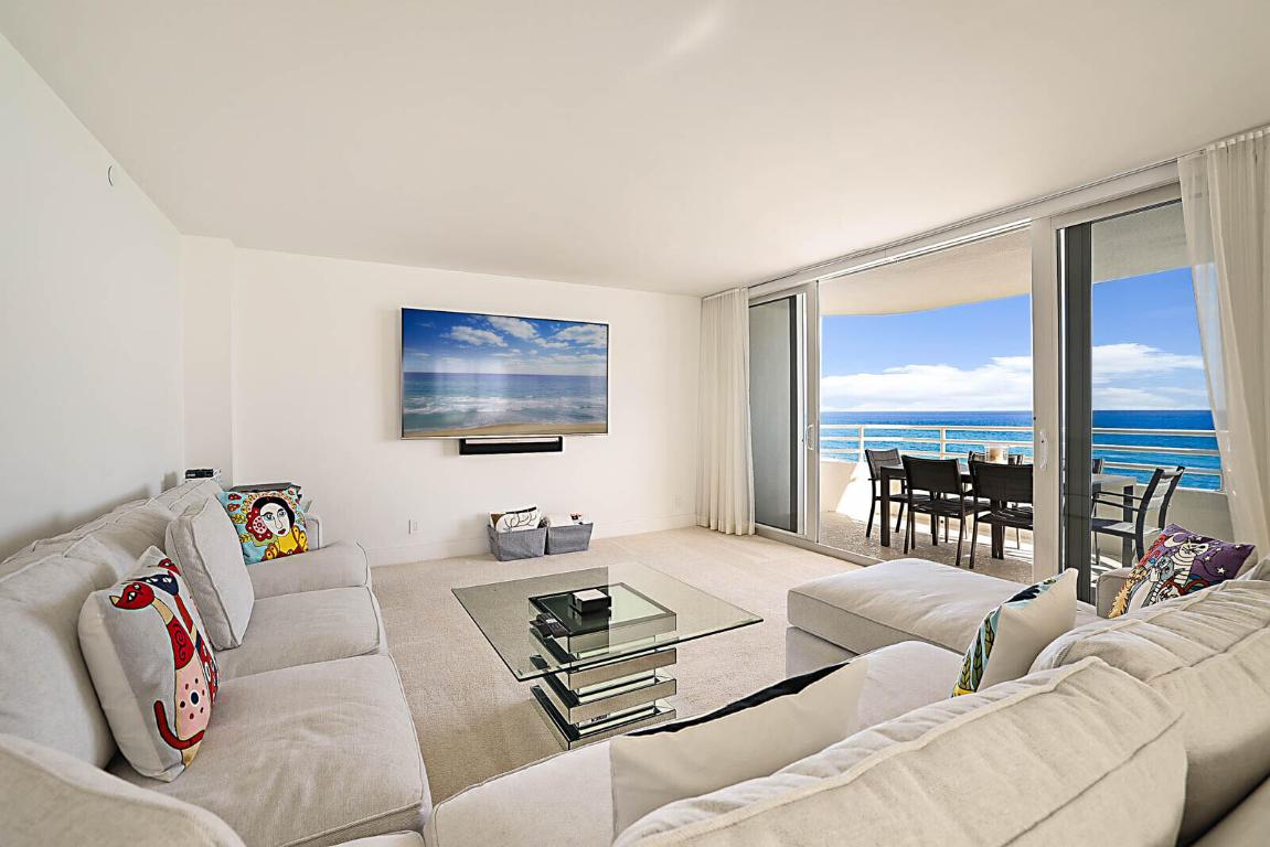Living room with 180-degree Atlantic Ocean views