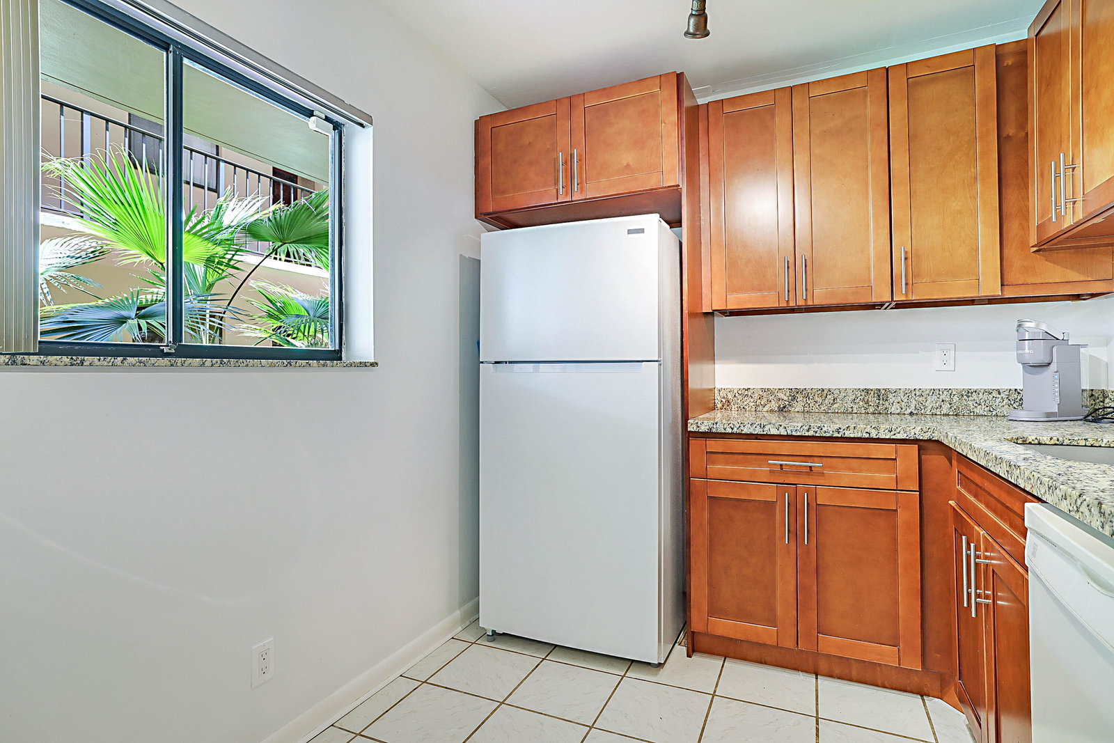 5160 Las Verdes Circle #117, Delray Beach FL - view 5