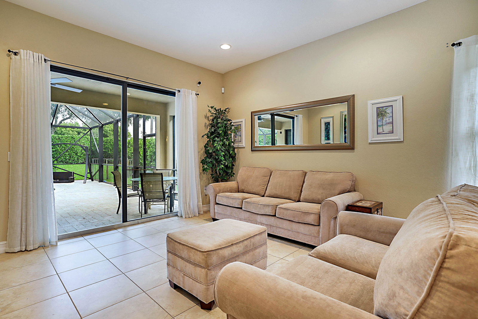 7593 NW 113th Avenue, Parkland FL - view 2