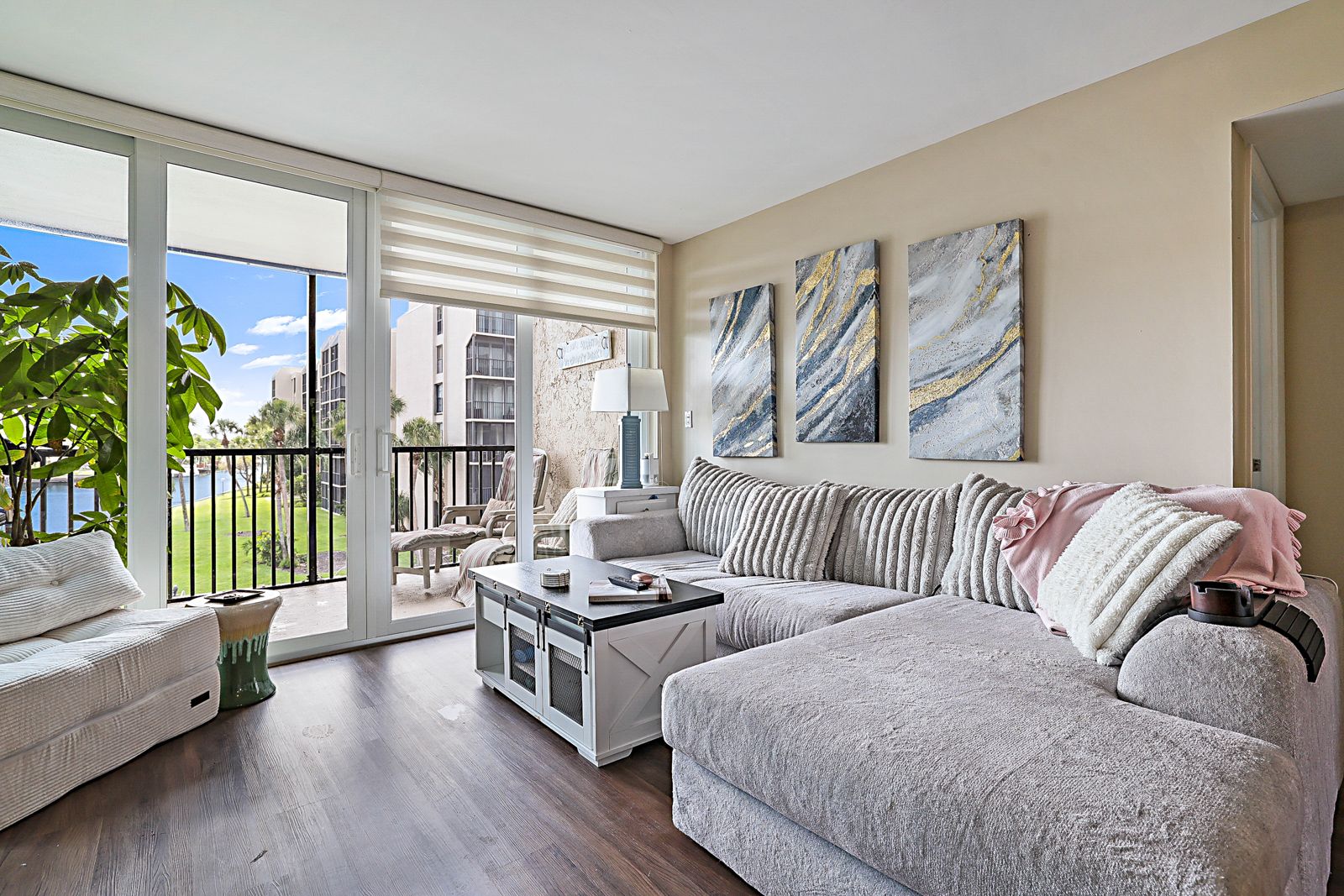 8 Royal Palm Way Unit 301 Boca Raton - photo 3