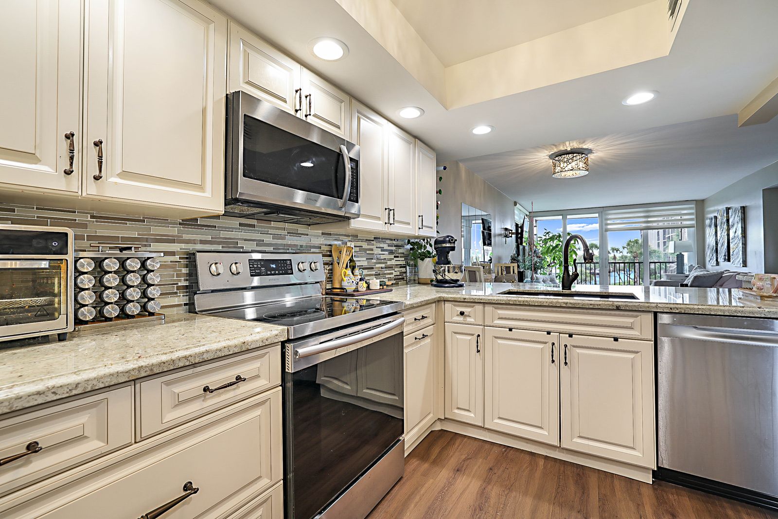 8 Royal Palm Way Unit 301 Boca Raton - photo 6