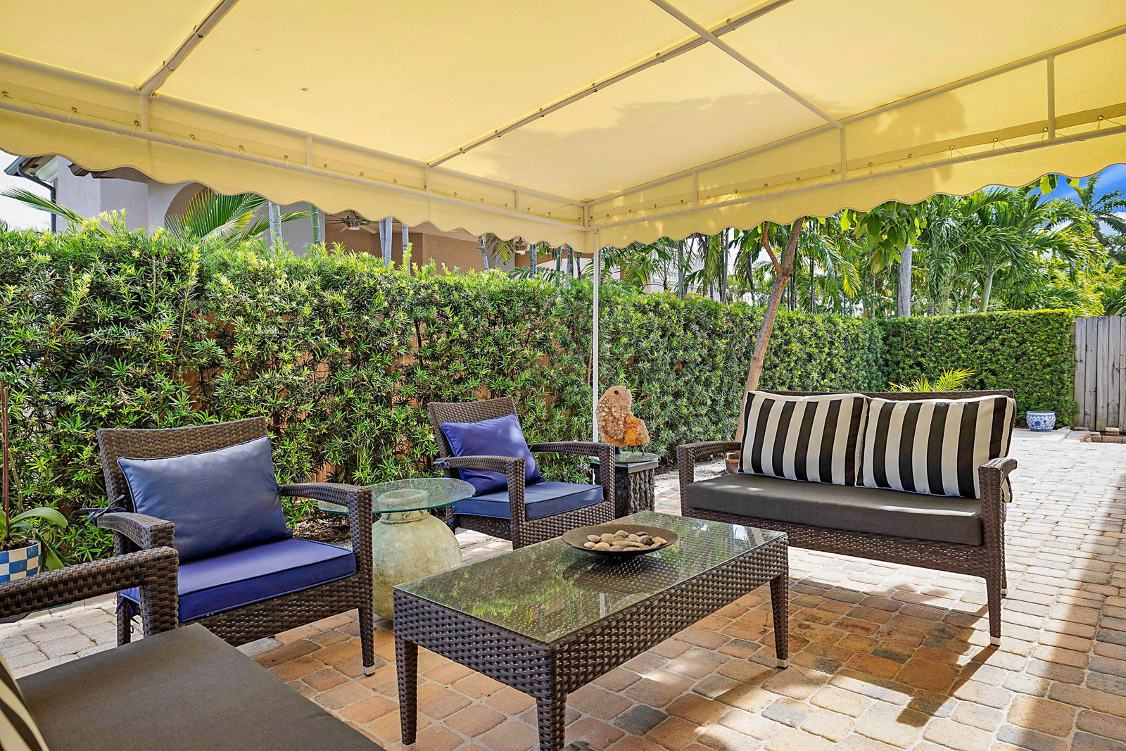 920 SE 17th Street, Deerfield Beach FL - view 10