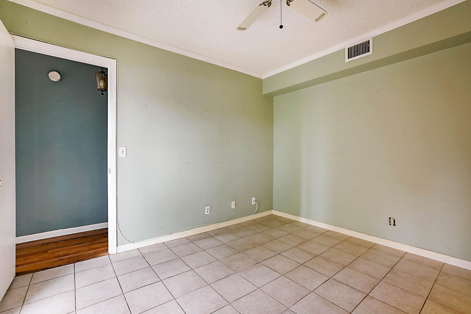 3665 Victoria Drive, West Palm Beach FL - sold by PBP Real Estate - view 5