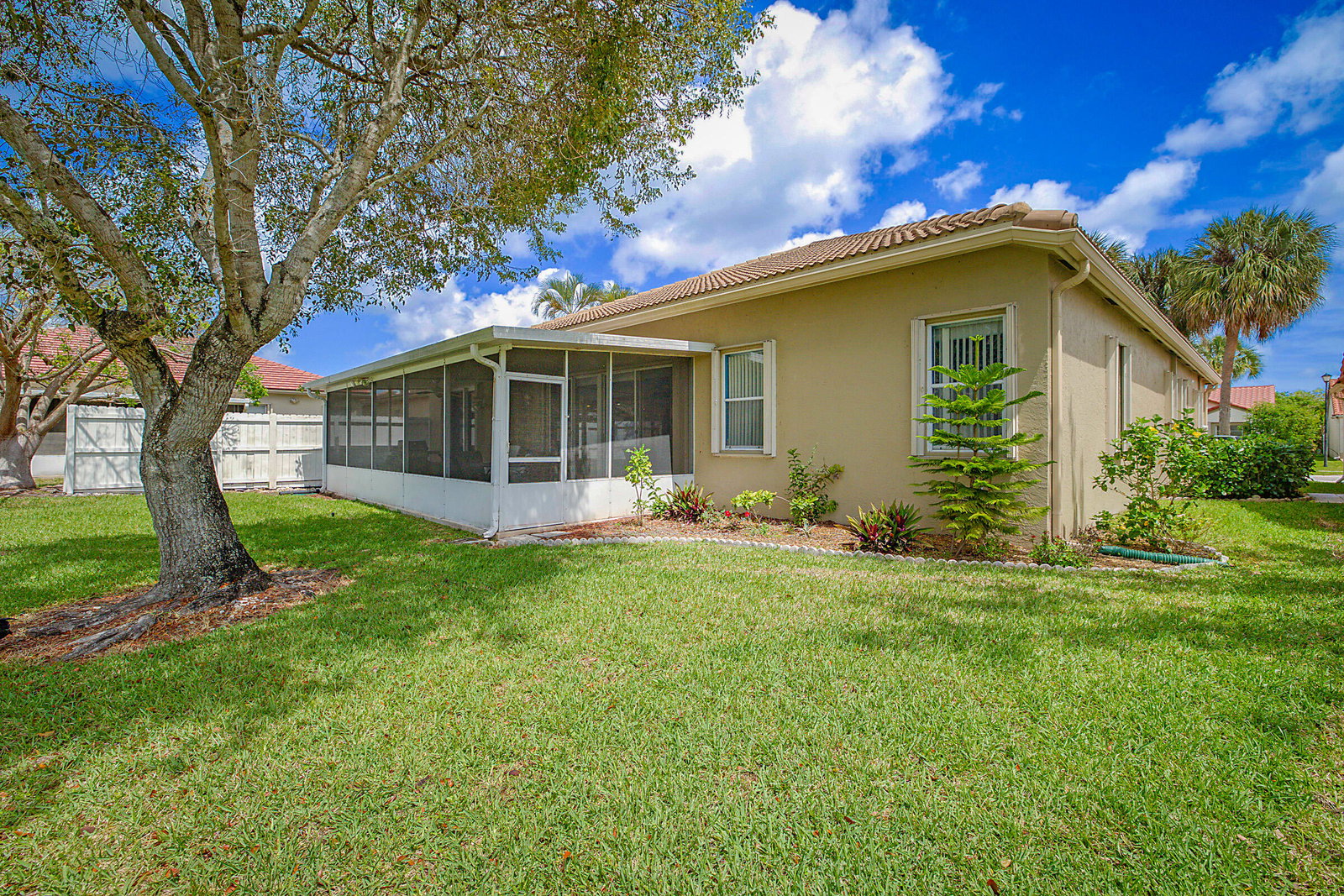 3877 Summer Chase Ct, Wellington FL - sold by PBP Real Estate - view 5