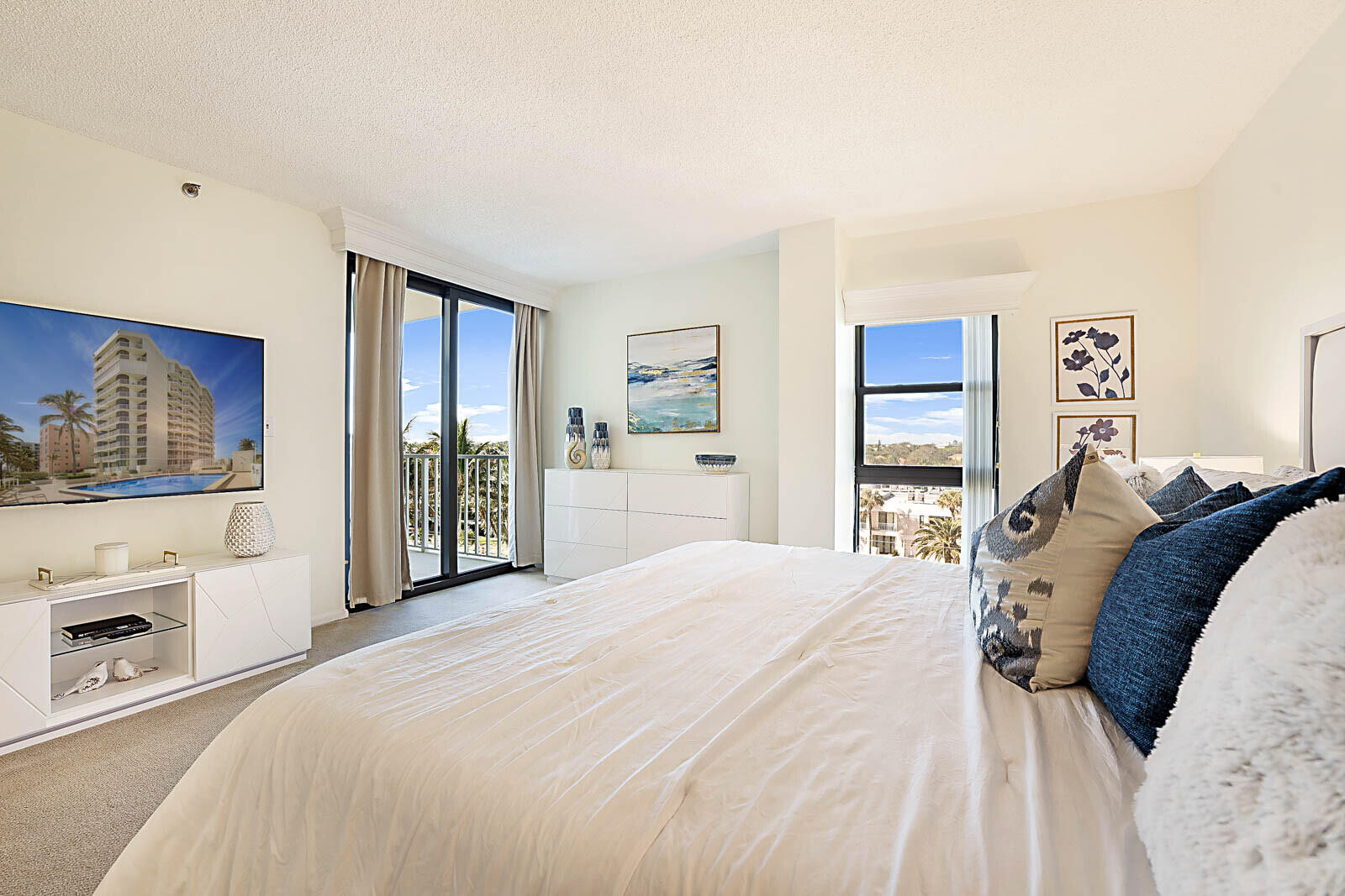 En-suite guest bedroom with water views
