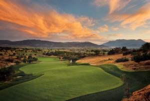 redledgeshole8green Red Ledges' Jack Nicklaus Course