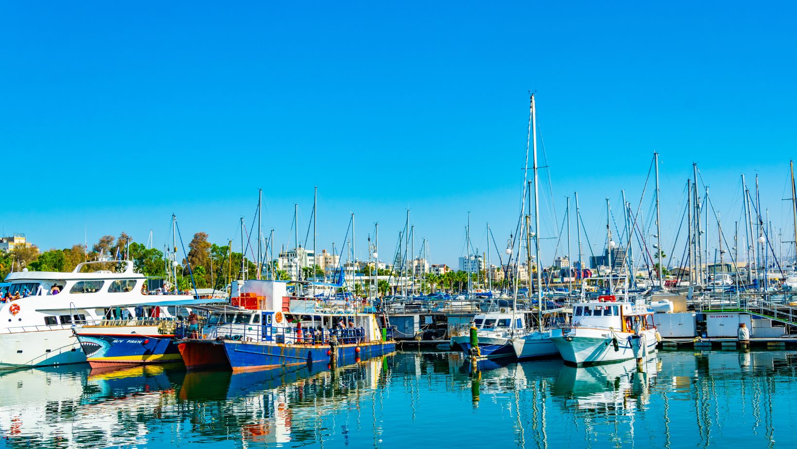 Marina at Admirals Cove