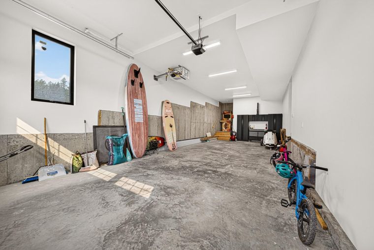 Garage storage and work area at 1731 Marina Estates Road