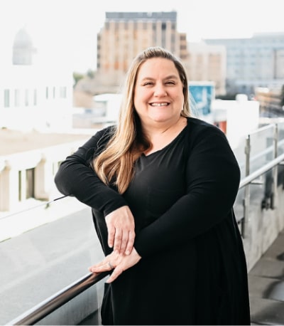Jami Wenani Realtor Headshot