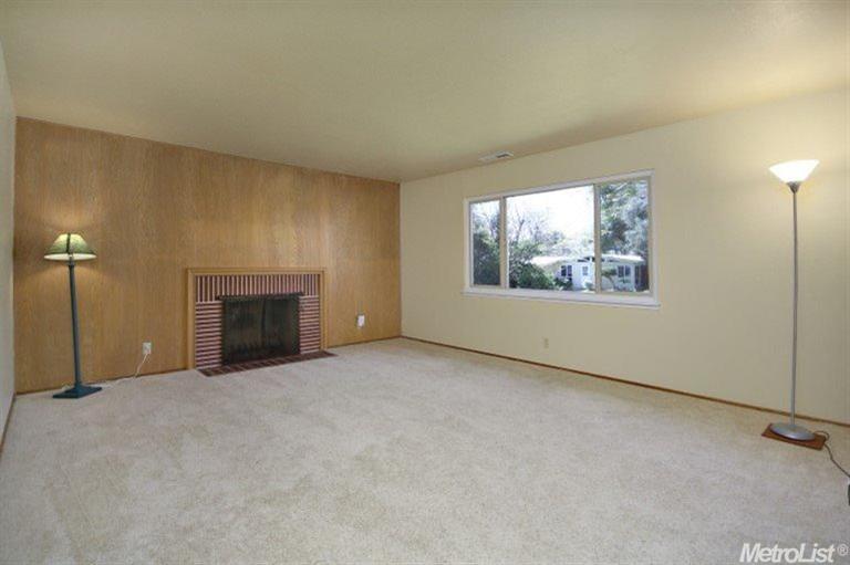 We buy Carmichael California fixer homes. Carmichael real estate investor.