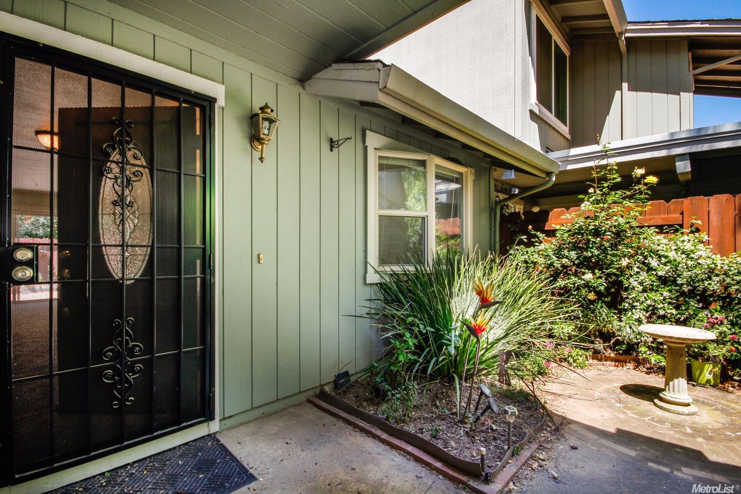 Crosswoods Citrus Heights Townhouse Sold