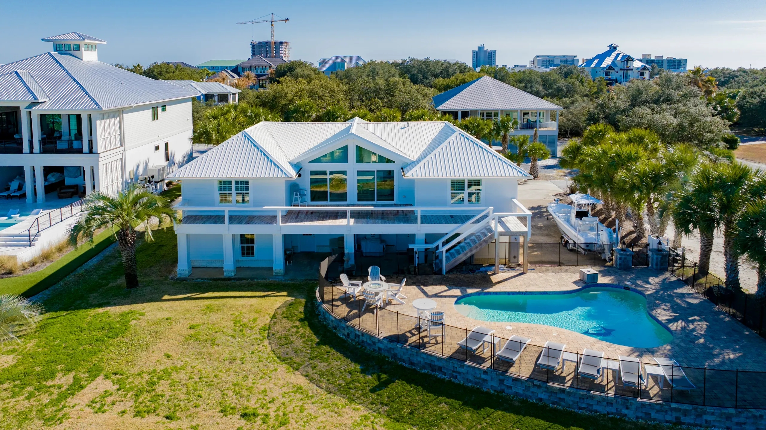3995 Pompano Drive