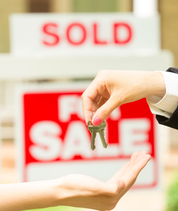 About POINTS EAST REAL ESTATE