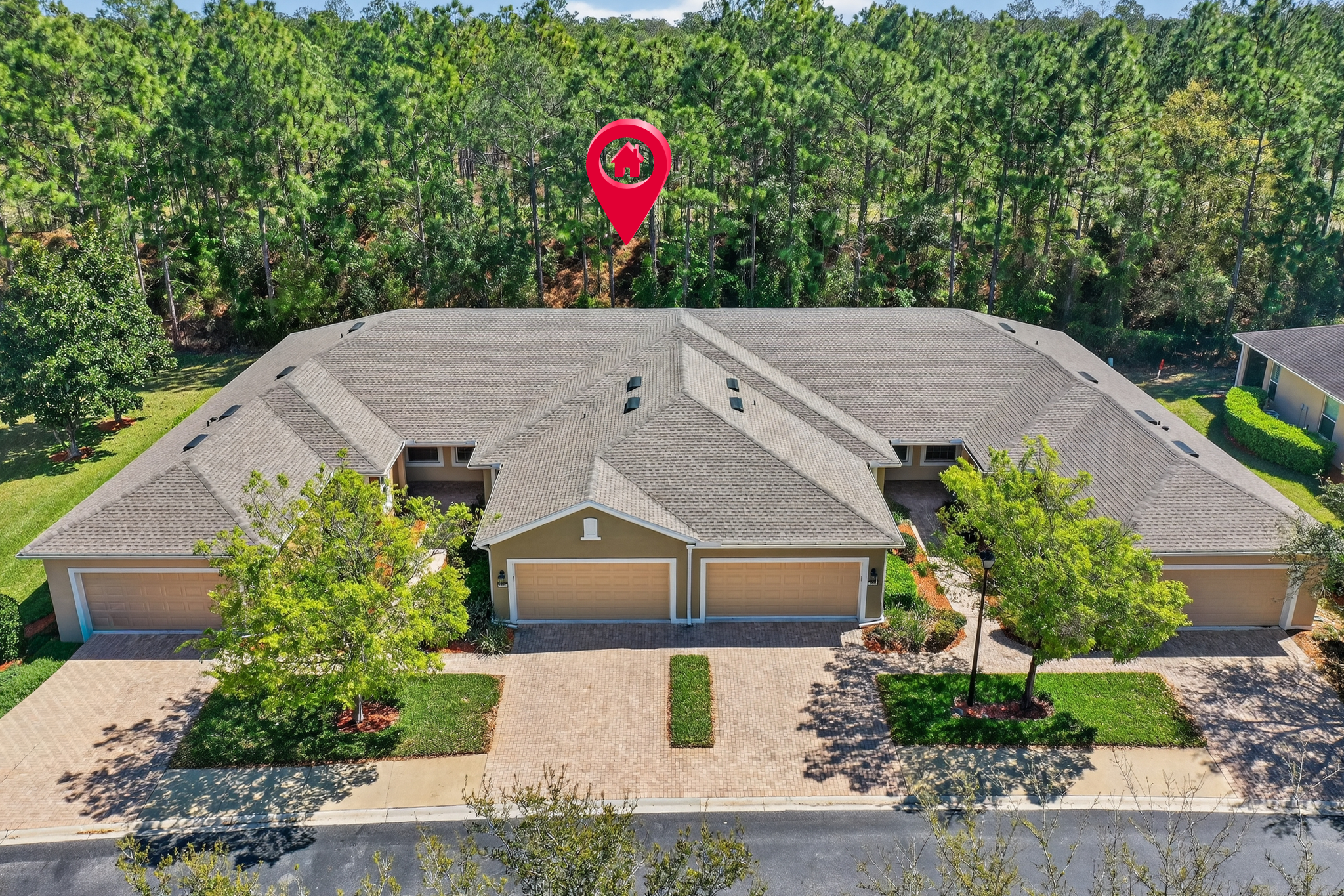 Low-maintenance luxury villa in Sweetwater by Del Webb Jacksonville Florida