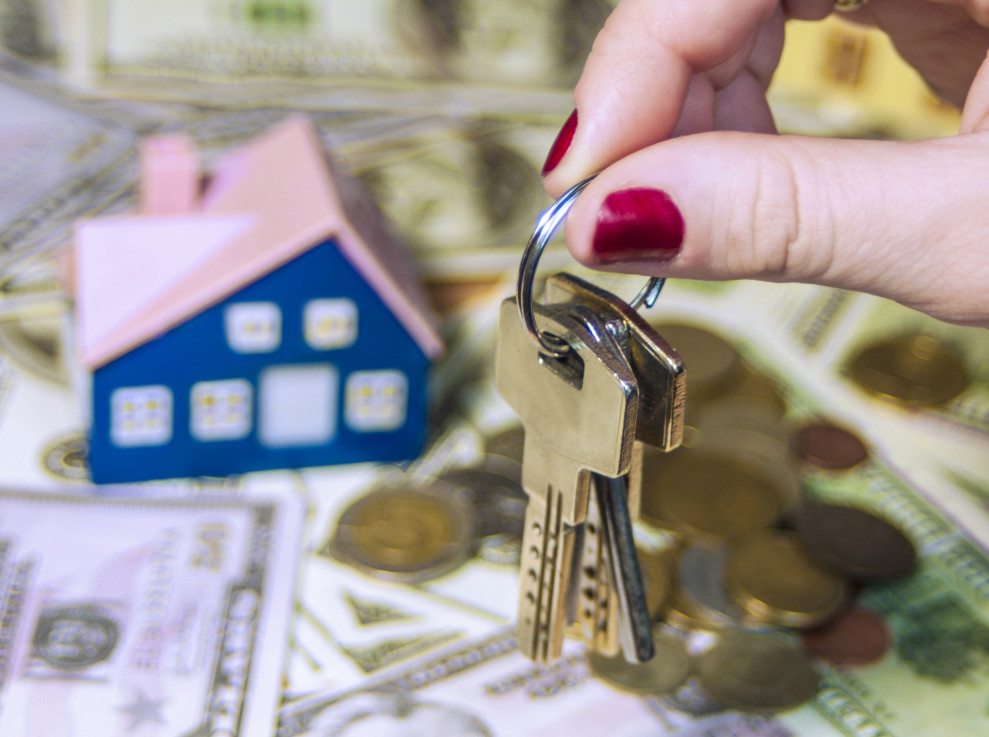 How Much Does it Cost to Sell a House?